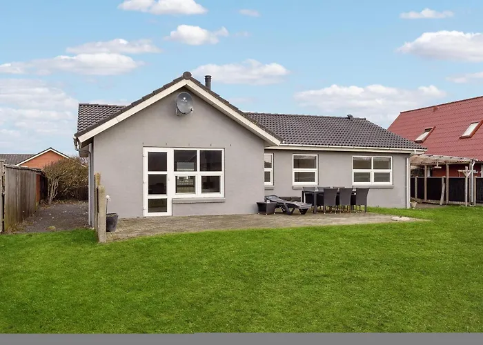 3 Bedroom Cozy In * Ulfborg