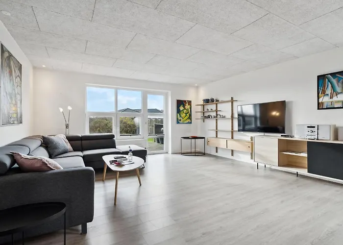 3 Bedroom Cozy In Ulfborg
