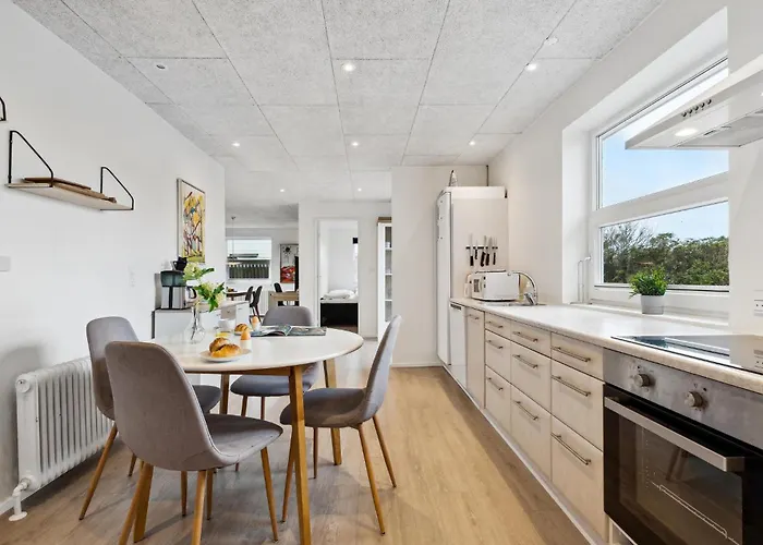 3 Bedroom Cozy In Ulfborg